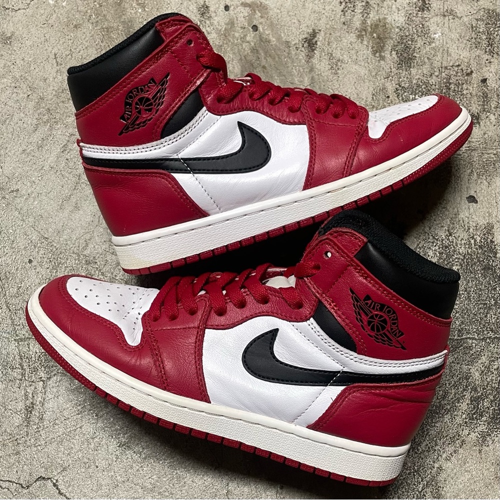 Nike Air Jordan 1 High OG Chicago 2015
